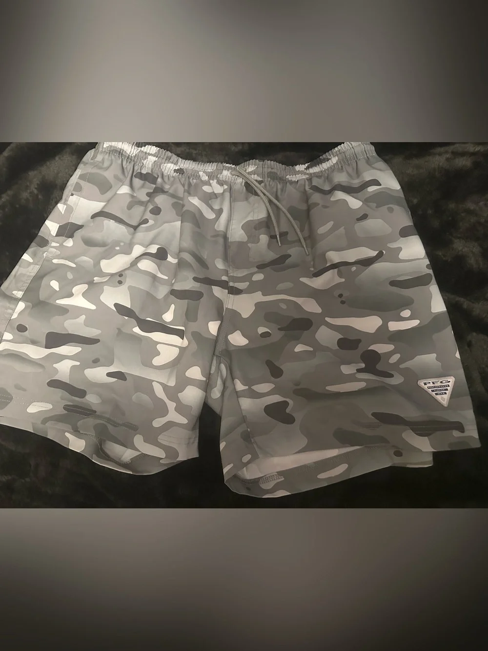 Columbia PFG Rambler Water Shorts GRAY CAMO Men’s LARGE